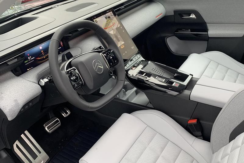 Nieuw Citroën C5 Aircross 194 PK (142 kW) 2025 Grijs SUV