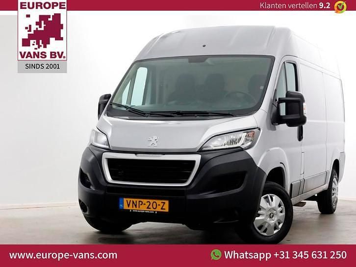 Occasion Peugeot Boxer Premium 140 PK (102 kW) 2022 Grijs Van