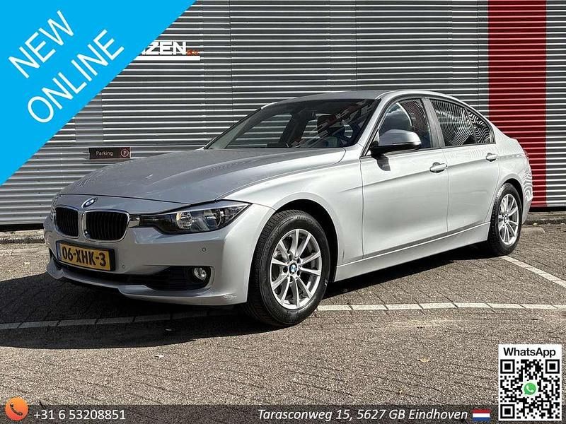 Grijs Gebruikt 2012 BMW 320 Sedan | € 7.350 (Super prijs) - Afbeelding 1/4