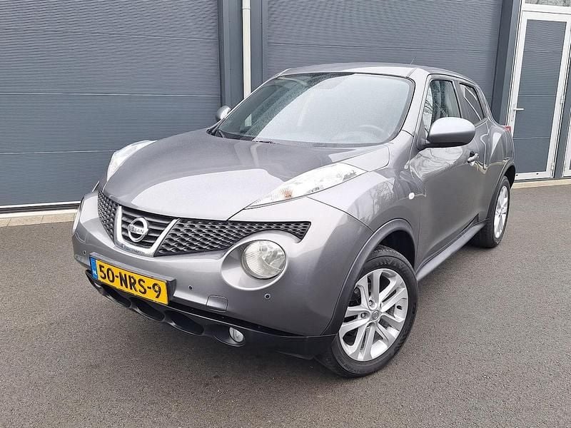 Grijs Gebruikt 2010 Nissan Juke Acenta SUV | € 7.750 (Eerlijke prijs) - Afbeelding 1/4