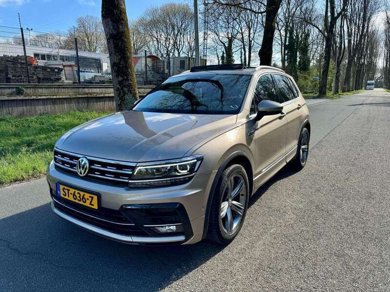 Geel Gebruikt 2018 VW Tiguan R-line SUV | € 24.990 (Eerlijke prijs) - Afbeelding 1/4