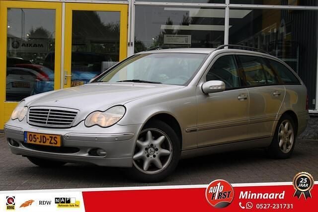 Grijs Gebruikt 2002 Mercedes C320 Elegance Stationwagen | € 2.250 (Eerlijke prijs) - Afbeelding 1/4