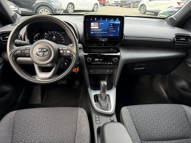Occasion Toyota Yaris Cross 116 PK (85 kW) 2023 Geel SUV
