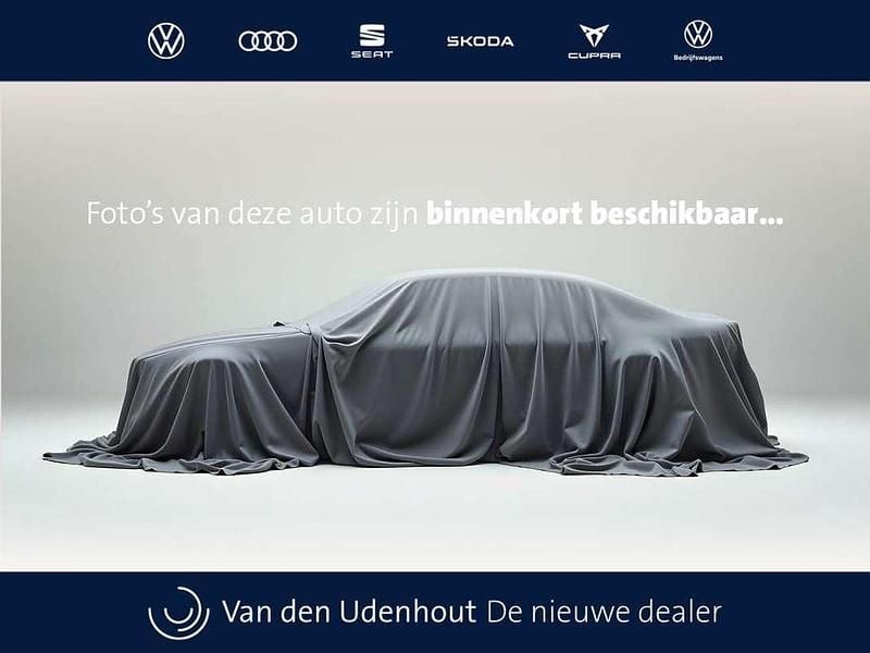 Zwart Gebruikt 2022 VW T6.1 Comfortline Van | € 27.950 (Super prijs) - Afbeelding 1/2
