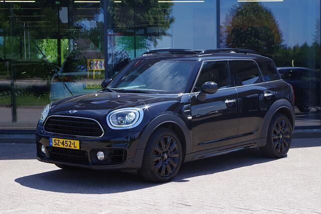 Zwart Gebruikt 2018 Mini Cooper Countryman Chili SUV | € 21.700 (Eerlijke prijs) - Afbeelding 1/4