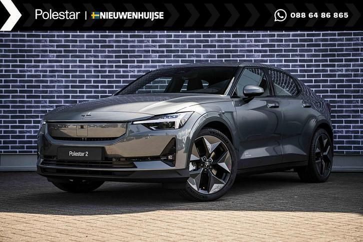 Grijs Gebruikt 2025 Polestar 2 Plus Hatchback | € 43.899 (Duur) - Afbeelding 1/4