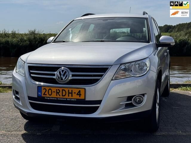 Grijs Gebruikt 2011 VW Tiguan Comfortline SUV | € 9.200 (Eerlijke prijs) - Afbeelding 1/4