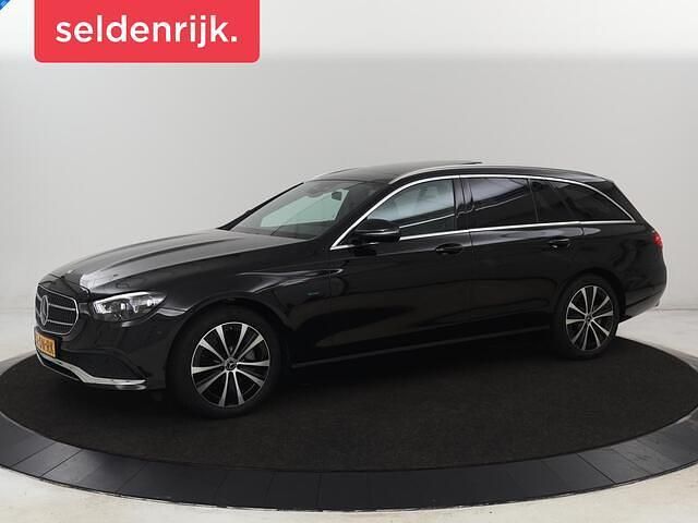 Zwart Gebruikt 2021 Mercedes E300 Avantgarde Stationwagen | € 31.900 (Super prijs) - Afbeelding 1/4