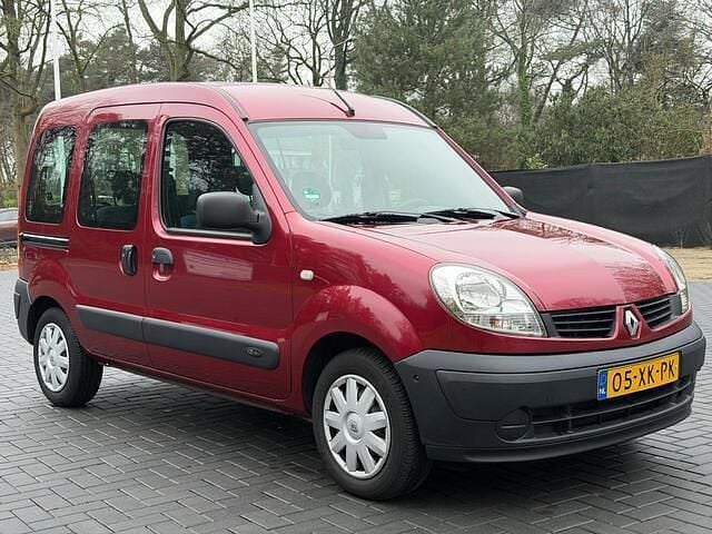 Occasion Renault Kangoo Authentique 75 PK (55 kW) 2007 Rood (metallic) MPV