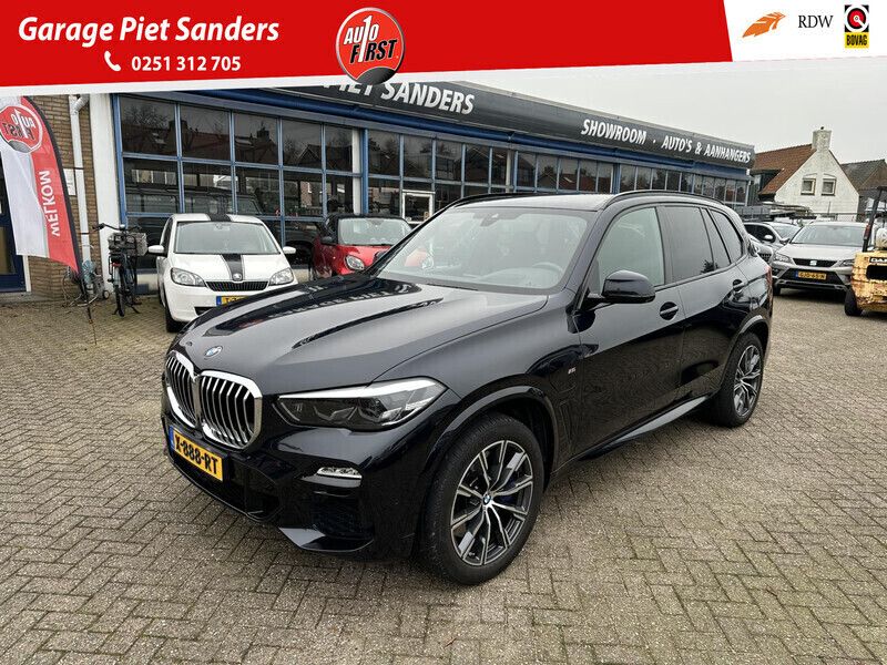 Zwart Gebruikt 2020 BMW X5 Executive SUV | € 56.950 (Goede deal) - Afbeelding 1/4