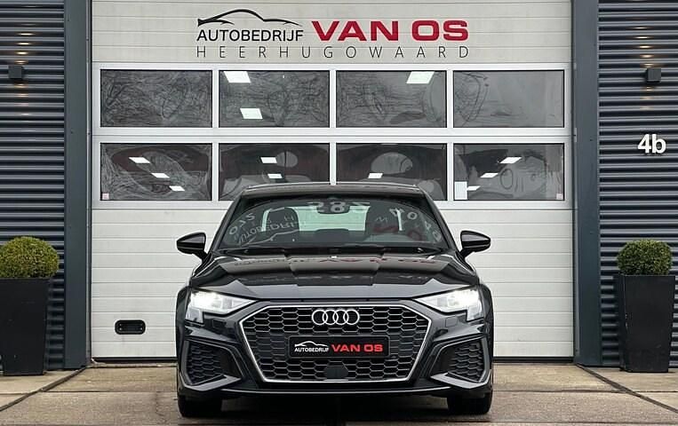 Occasion Audi A3 150 PK (110 kW) 2021 Zwart (metallic) Sedan
