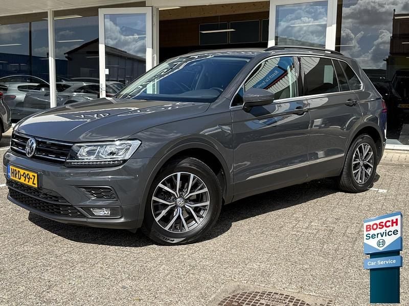 Grijs Gebruikt 2018 VW Tiguan Comfortline SUV | € 24.995 (Eerlijke prijs) - Afbeelding 1/3
