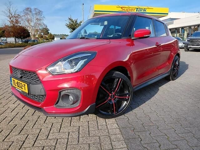 Rood Gebruikt 2018 Suzuki Swift Sport Hatchback | € 16.750 (Eerlijke prijs) - Afbeelding 1/4