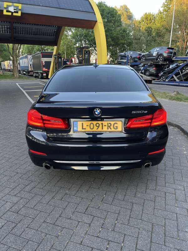 Blauw Gebruikt 2018 BMW 530 Executive Sedan | € 22.999 (Super prijs) - Afbeelding 1/4
