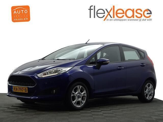 Blauw Gebruikt 2016 Ford Fiesta Style Hatchback | € 7.900 (Goede deal) - Afbeelding 1/4