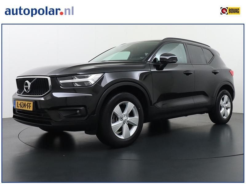 Zwart Gebruikt 2019 Volvo XC40 SUV | € 23.850 (Super prijs) - Afbeelding 1/4