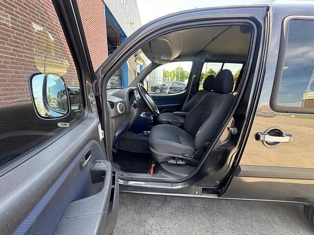 Occasion Fiat Doblò 78 PK (57 kW) 2008 Grijs MPV