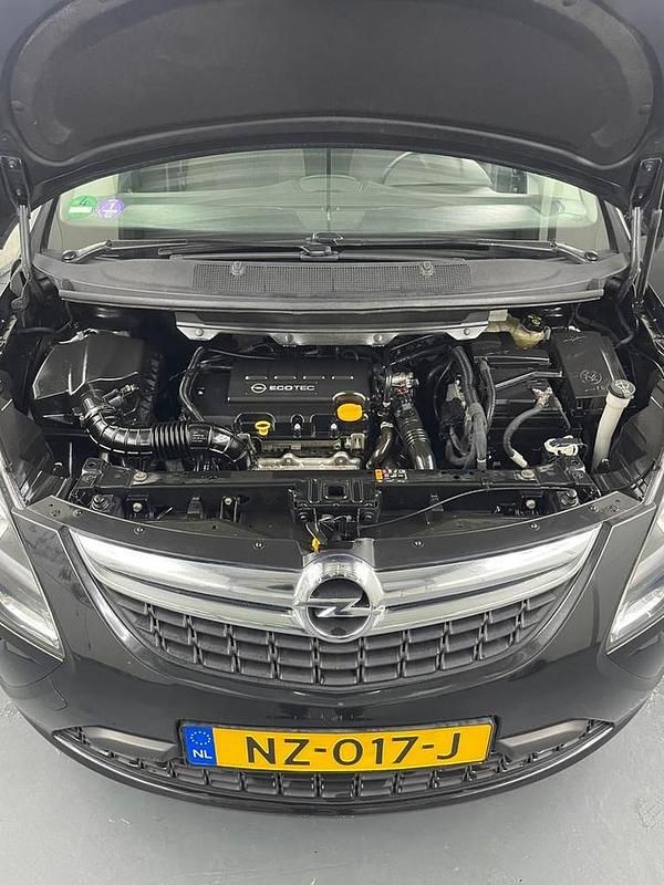 Gebruikt 2014 Opel Zafira | € 8.500 (Iets duurder) - Afbeelding 1/4
