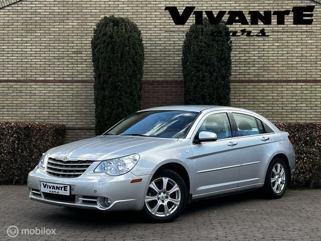 Grijs, metallic lak Gebruikt 2010 Chrysler Sebring Limited Sedan | € 6.995 - Afbeelding 1/4