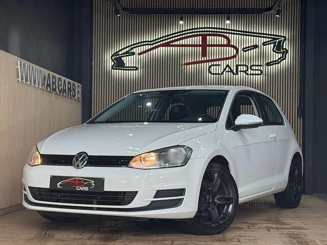 Wit Occasion 2013 VW Golf Sedan | € 8.990 (Iets duurder) - Afbeelding 1/4