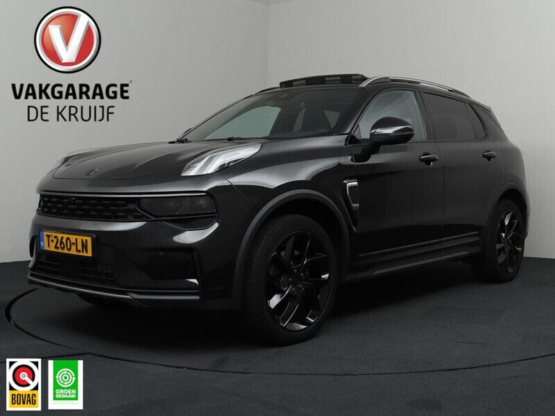 Zwart Gebruikt 2023 Lynk & Co 01 SUV | € 31.245 (Eerlijke prijs) - Afbeelding 1/4