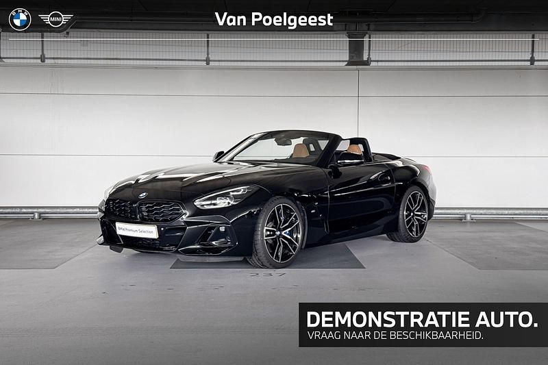 Zwart Occasion 2025 BMW Z4 Executive Cabriolet | € 81.306 - Afbeelding 1/4