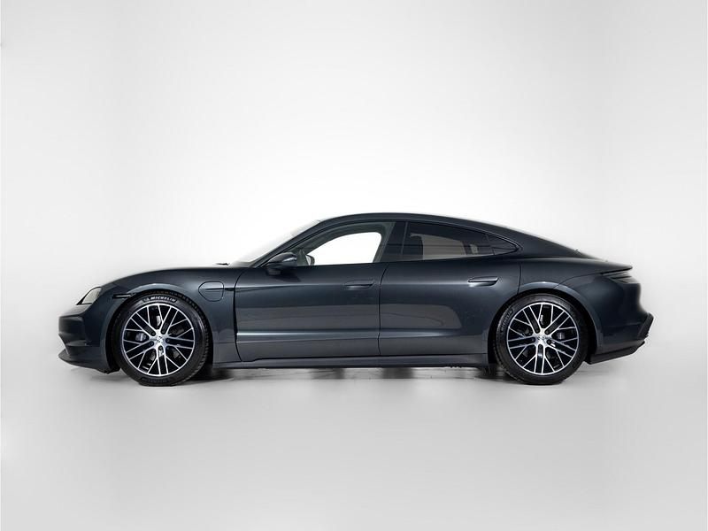 Occasion Porsche Taycan 300 kW (409 PK) 2025 Grijs Sedan