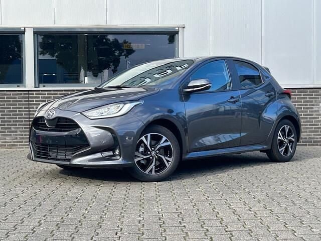 Grijs Nieuw 2025 Toyota Yaris Edition Hatchback | € 25.900 (Super prijs) - Afbeelding 1/4