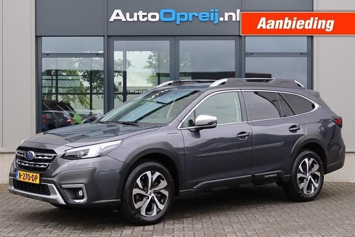 Grijs Gebruikt 2022 Subaru Outback Premium SUV | € 49.845 (Eerlijke prijs) - Afbeelding 1/4
