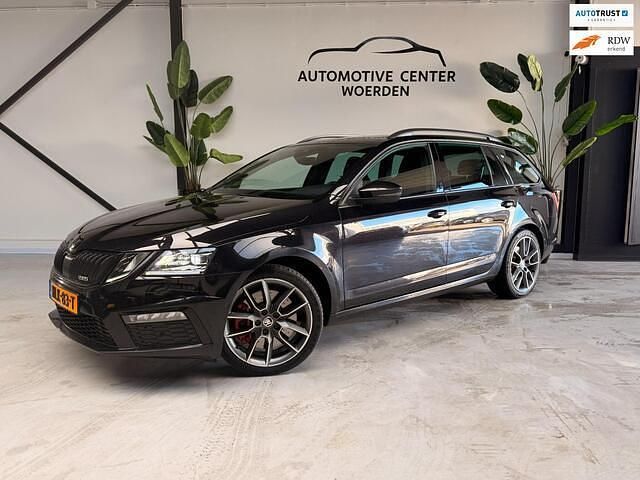 Occasion Skoda Octavia Business Line 245 PK (180 kW) 2019 Zwart Stationwagen