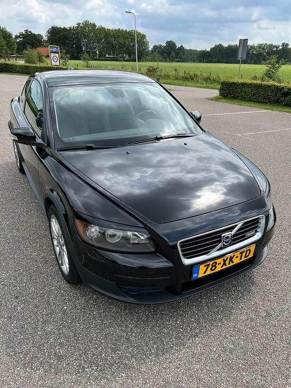 Zwart Gebruikt 2007 Volvo C30 Momentum Hatchback | € 3.995 (Eerlijke prijs) - Afbeelding 1/4