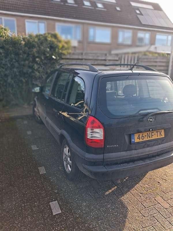 Occasion Opel Zafira Comfort 101 PK (74 kW) 2003 Zwart MPV