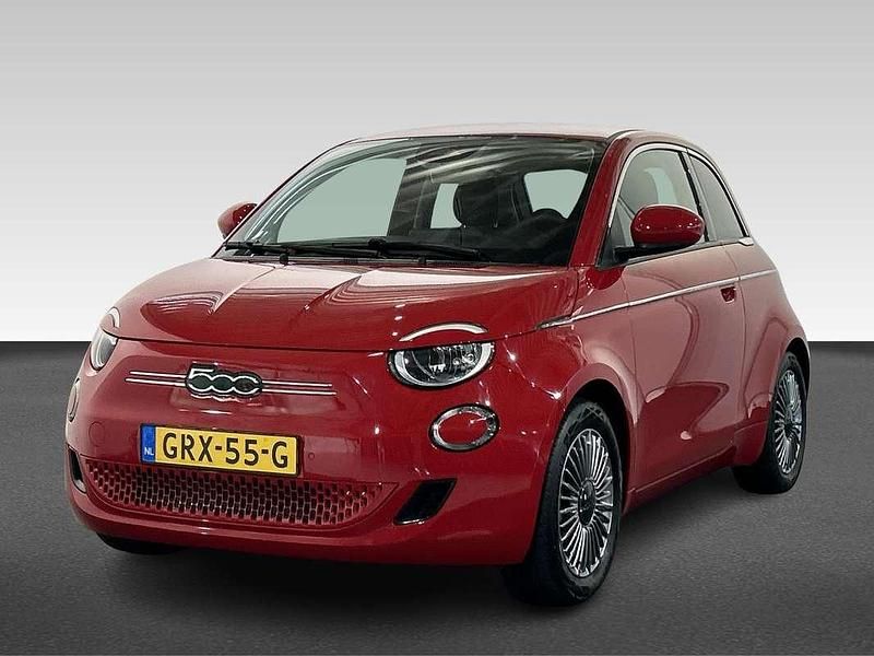 Rood Gebruikt 2024 Fiat 500e Urban Hatchback | € 22.745 (Eerlijke prijs) - Afbeelding 1/4