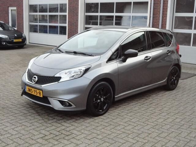 Grijs (metallic) Gebruikt 2016 Nissan Note Black Edition MPV | € 11.450 (Duur) - Afbeelding 1/4