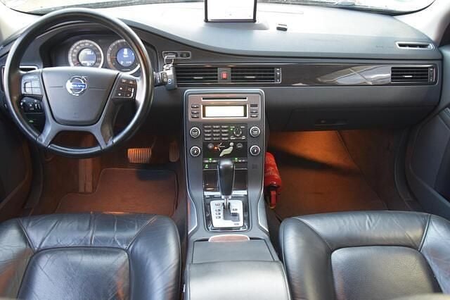 Occasion Volvo V70 Summum 163 PK (119 kW) 2010 Grijs Stationwagen