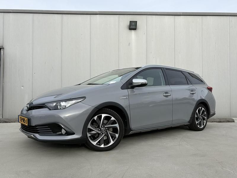 Grijs Gebruikt 2018 Toyota Auris Stationwagen | € 16.499 (Eerlijke prijs) - Afbeelding 1/4
