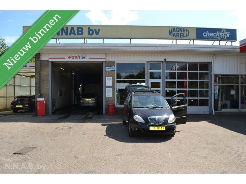 Bruin Gebruikt 2007 Lancia Musa MPV | € 2.495 (Eerlijke prijs) - Afbeelding 1/4