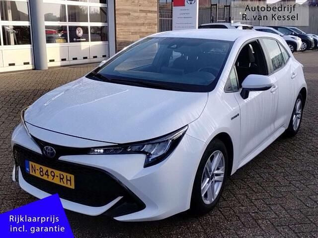 Wit Occasion 2021 Toyota Corolla Active Hatchback | € 20.990 (Goede deal) - Afbeelding 1/4
