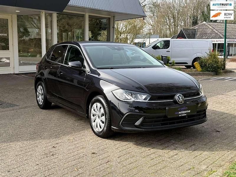 Occasion VW Polo R-line 110 PK (80 kW) 2023 Zwart Hatchback