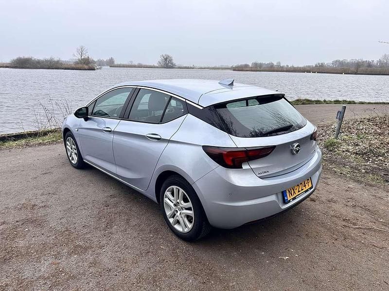 Occasion Opel Astra Edition 105 PK (77 kW) 2017 Blauw Hatchback