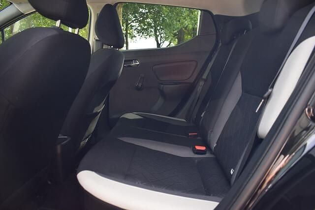 Occasion Nissan Micra N-Connecta 90 PK (66 kW) 2018 Zwart MPV