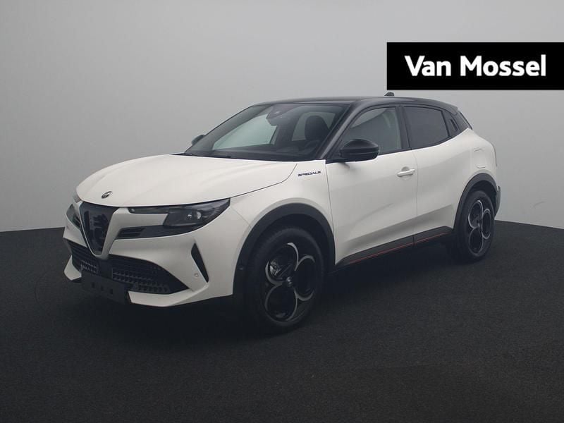 Wit Nieuw 2025 Alfa Romeo GT Junior Edizione Speciale SUV | € 38.760 - Afbeelding 1/4