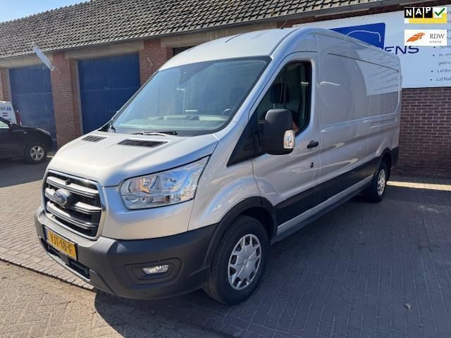 Grijs Gebruikt 2021 Ford Transit Trend Van | € 24.950 (Duur) - Afbeelding 1/4