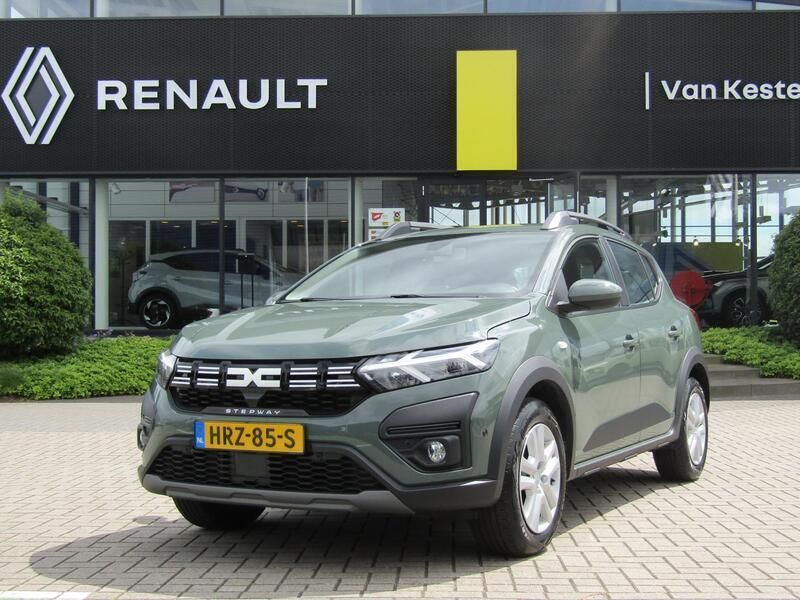 Groen Gebruikt 2024 Dacia Sandero Stepway Hatchback | € 21.940 (Duur) - Afbeelding 1/4