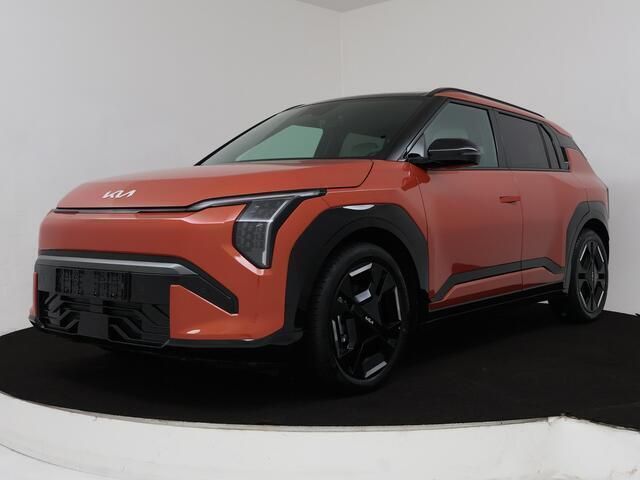 Terra cotta (oranje metallic) Gebruikt 2025 Kia EV3 GT-Line SUV | € 43.850 (Eerlijke prijs) - Afbeelding 1/4