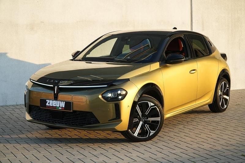 Occasion Lancia Ypsilon 206 kW (281 PK) 2024 Goud Hatchback