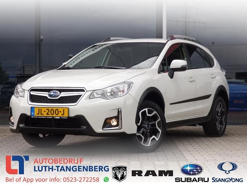 Wit Gebruikt 2016 Subaru XV Comfort SUV | € 17.950 (Eerlijke prijs) - Afbeelding 1/4