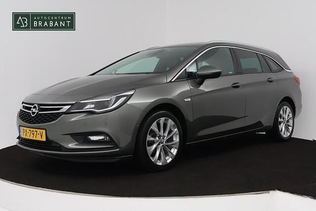 Grijs Gebruikt 2017 Opel Astra Innovation Stationwagen | € 10.945 (Eerlijke prijs) - Afbeelding 1/4