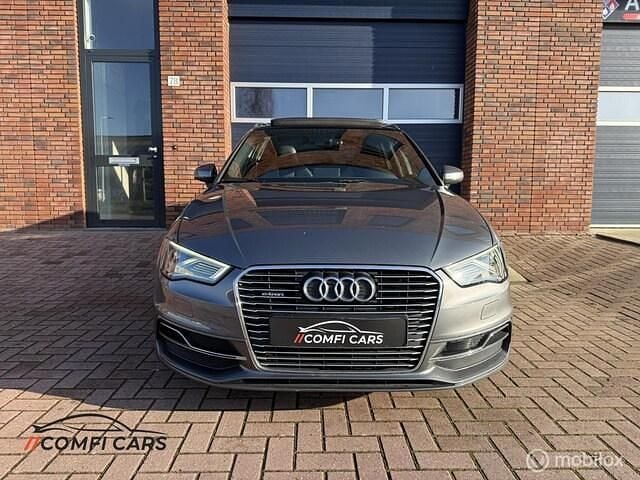 Occasion Audi A3 Sportback e-tron 2014 Grijs Hatchback