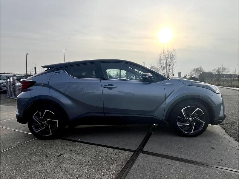 Occasion Toyota C-HR 109 PK (80 kW) 2020 Grijs (metallic) SUV